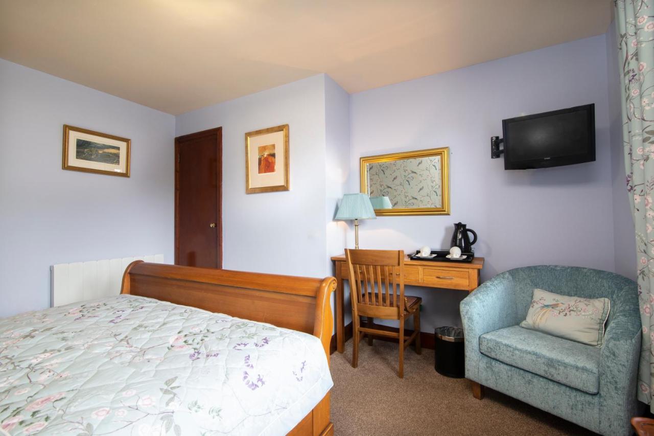 The Auld Kirk Bed & Breakfast Ballater Bagian luar foto