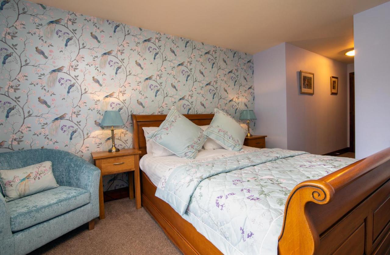 The Auld Kirk Bed & Breakfast Ballater Bagian luar foto