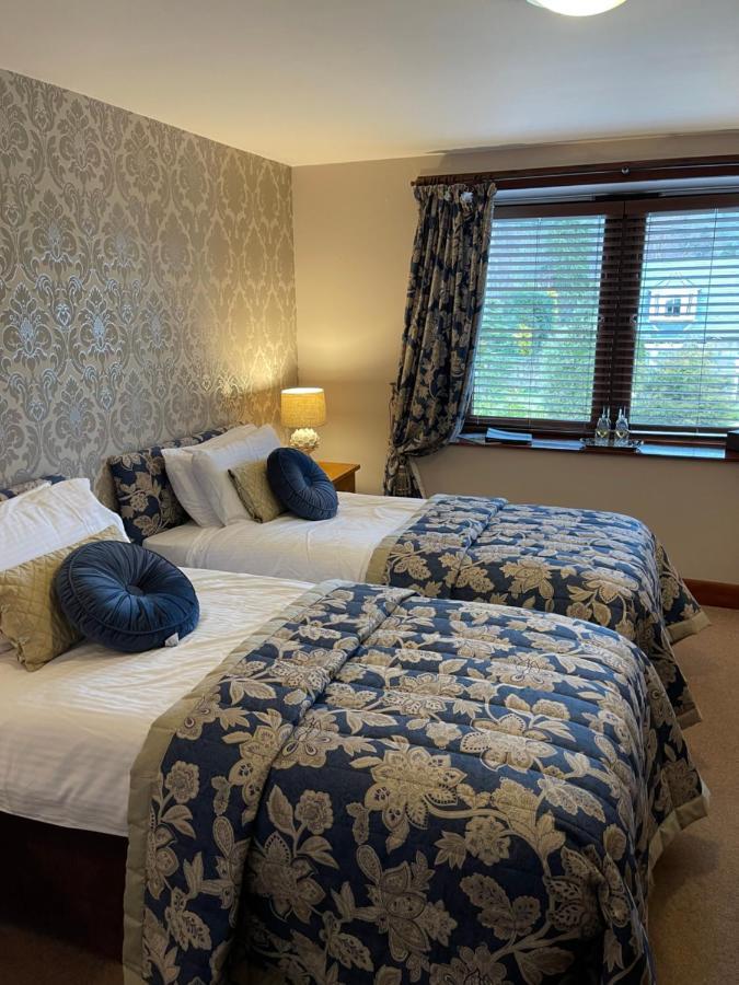 The Auld Kirk Bed & Breakfast Ballater Bagian luar foto